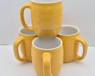 SetofFourBarellShaped538VintageHALLMugs
