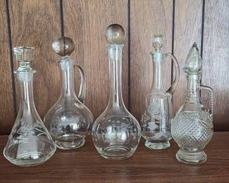 ClearGlassDecanterwithStoppersCollection