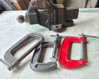 ReedMfgCoBenchViseAssortedCClamps
