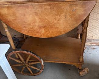 DYI Wagon Wheel Drop Leaf Bar
