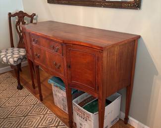 Federalist style Mahogany Bowfront Sideboard Buffet