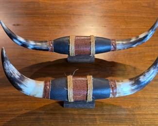 Pair of decorative wall hanging steer horns