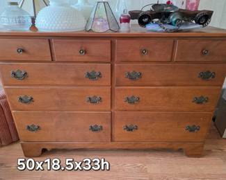 Ethan Allen dresser includes detached mirror