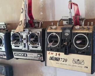 4-channel radio control transmitters for planes or cars