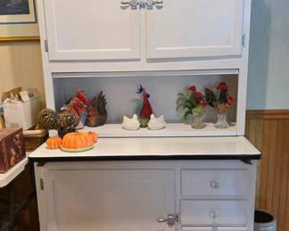3 piece hoosier cabinet with sifter