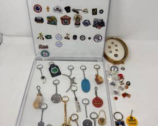 93 CollectionofVintageLapelPinsKeychains