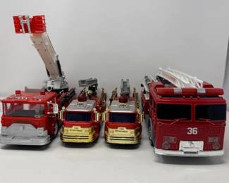 74 4BatteryOperatedFireTruckToys