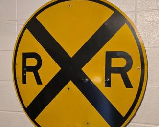 43 Vintage36RoundMetalRailroadCrossingRXRSign