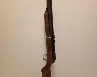 41 VintageBenjaminPumpActionPneumaticAirRifle