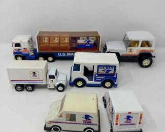 34 6VintageUSMailToyVehicleCollection