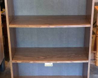 166 3ShelfOakLaminateBookcaseWith2AdjustableShelves
