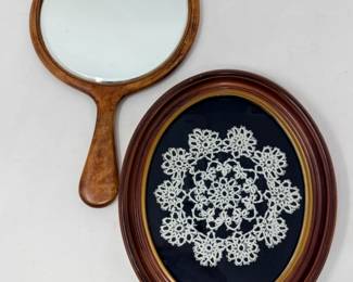 86 VintageWoodenHandMirrorFramedCrochetedDoilyDecor