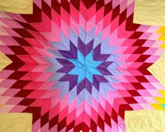 131 VibrantLoneStarPatchworkQuilt