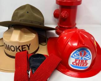 99 BoyScoutsSmokeyBearFireChiefHatsHydrantBank