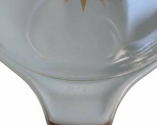 Pyrex Zodiac .Quart Cinderella Casserole with Starburst Lid second image