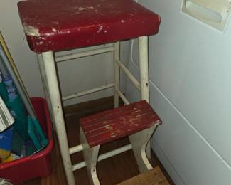 Vintage step-stool/seat