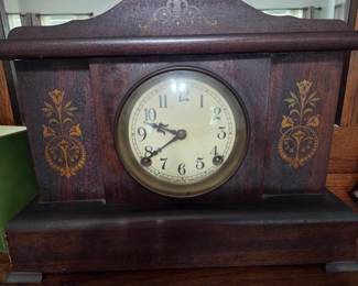 Antique mantel clock
