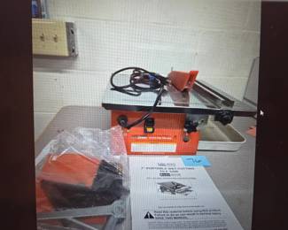 Chicago 7" Portable Tile Saw