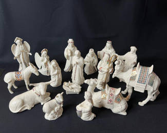 Lot 101: Vintage Lenox China Jewels Nativity figurine set: 16 pieces