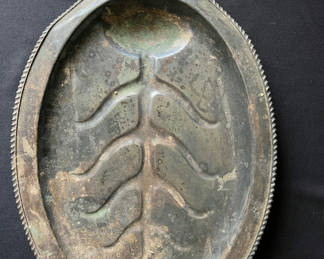 Lot 79: Vintage Silver-plated serving tray and pie pan