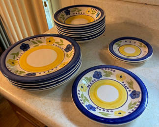 Lot 192: Vintage "Elegantware" Mediterranean-inspired Dinnerware: Plates, Saucers and Bowls