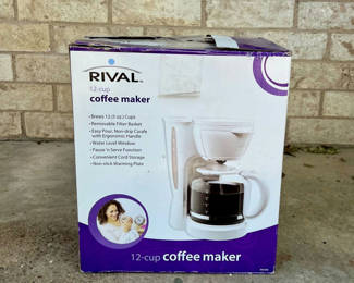 Lot 49: Coffee maker, Vintage fondue set, and vintage metal cake and pie carrier