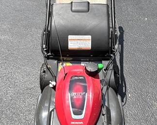 BUY IT NOW! $495.00. Honda HRX 217 easy start self propelled lawn mower(like new). Call Jan at 314 960-5700