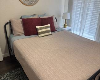 Classic Black Metal Queen Bed