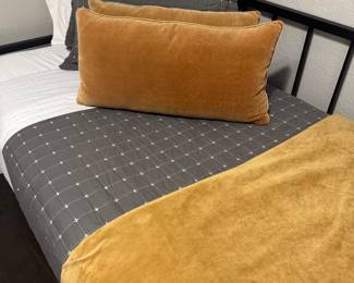 Gray & Mustard Bedding Set