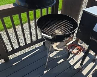 Weber Original Kettle Charcoal Grill