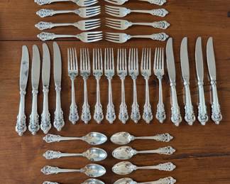 Sterling Silver Flatware Set Wallace Grand Baroque Service for 8 (32 Pieces)