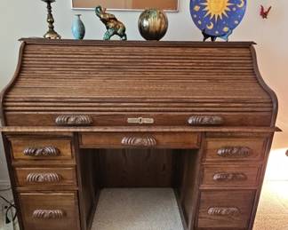 Antique Oak S-Curve Roll Top Desk