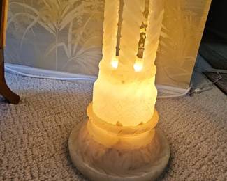 Vintage Italian Carved Alabaster Table Lamp with Illuminated Base
