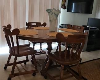 Tell City Chair Company "Young Republic" Dining Set