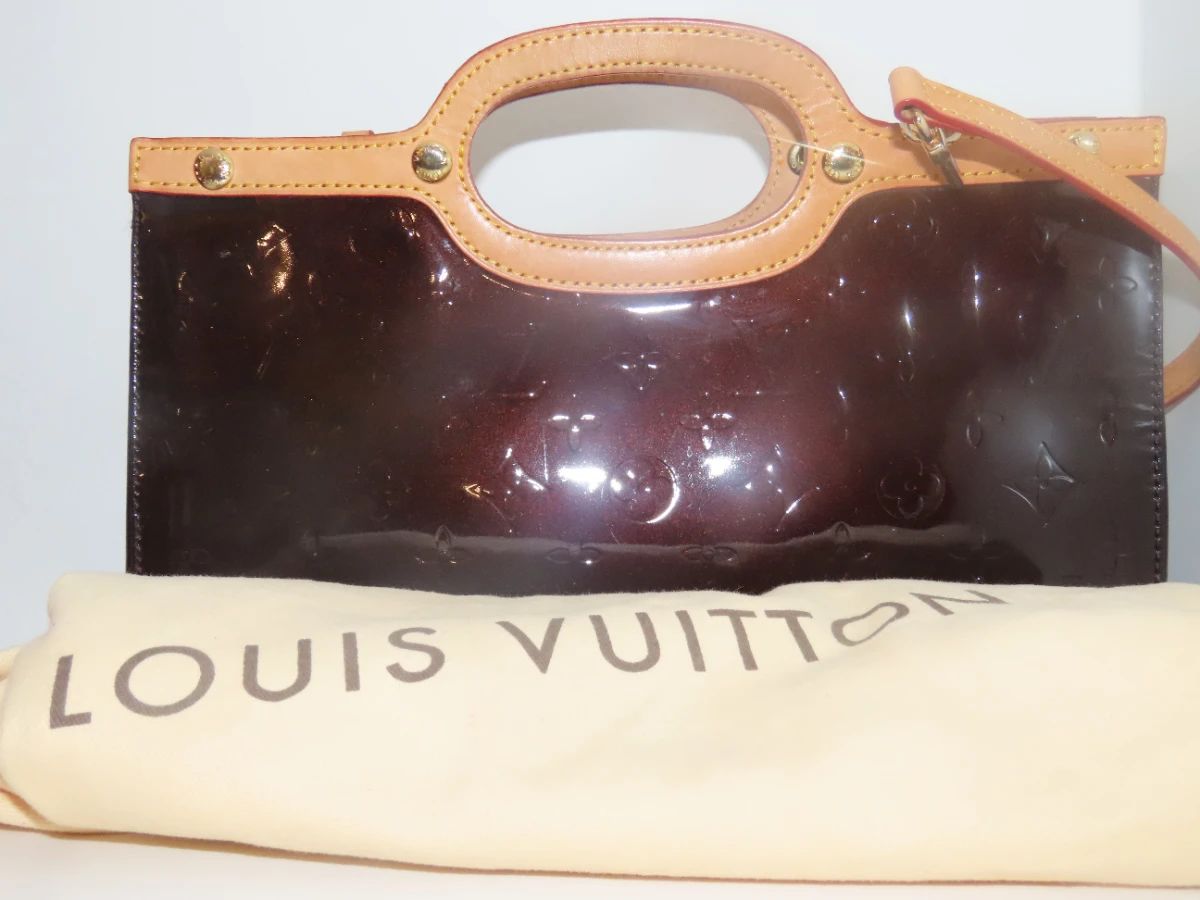 LV patent leather purse