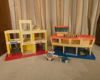 Fisher Price Airport & Illco Service Station  