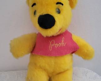 Vintage Winnie the Pooh Sears