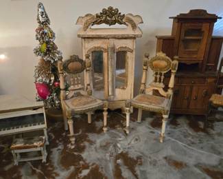 Dollhouse Furniture 