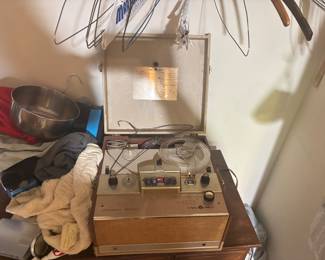 Voice of Music (V-M) Model 722 Reel To Reel