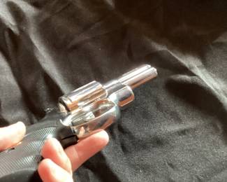 No. 24- Colt Python Revolver 357 Mag.