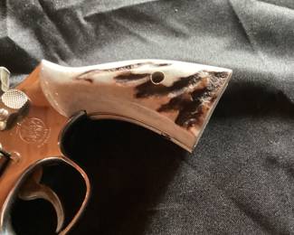 No. 4- Smith & Wesson 19-5 Revolver 38 Special