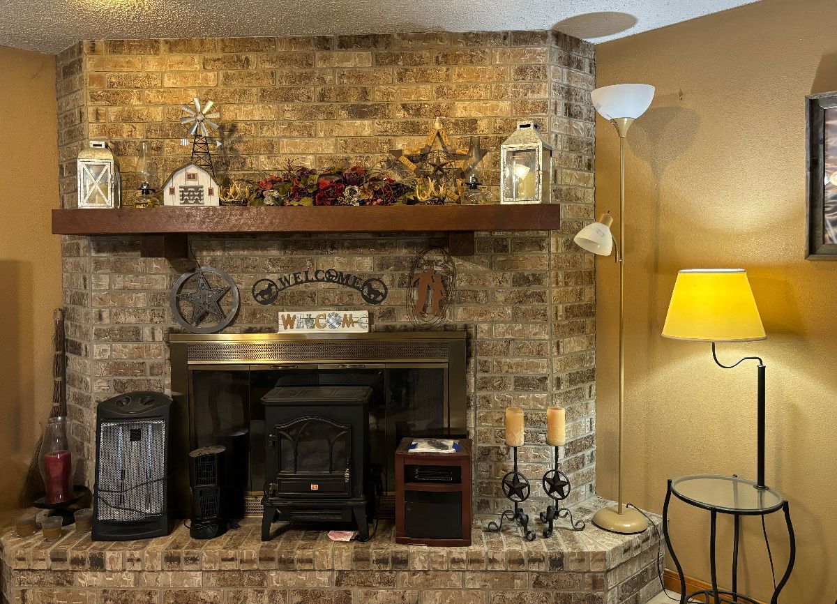 Country Decor, Heaters, Wood Stove, Lamps