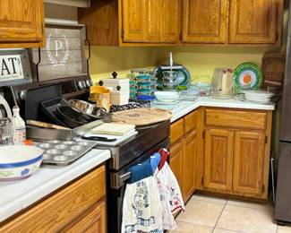 Pyrex, Corning Ware, Fiesta Party