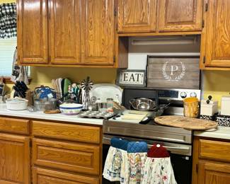 Canisters, Bakeware, Windmills, Serving Trays, Knife Block