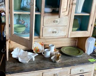 Fantastic cabinet