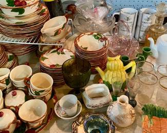 Desert rose dishes