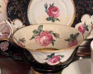 Lots of teacups and saucers - in various sizes.