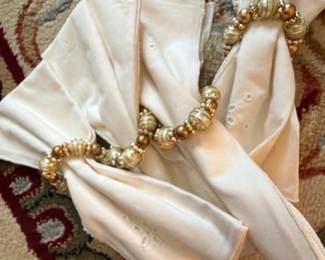 Cotton Eyelet Napkins with Bead Rings
