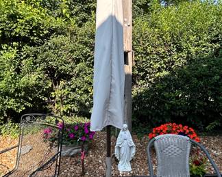 Outdoor Market Umbrella with Decorative Cast Base