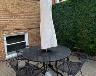 Vintage Russell Woodard Wrought Iron Patio Dining Set